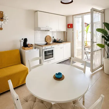 Maison Antonelli Διαμέρισμα Mola di Bari